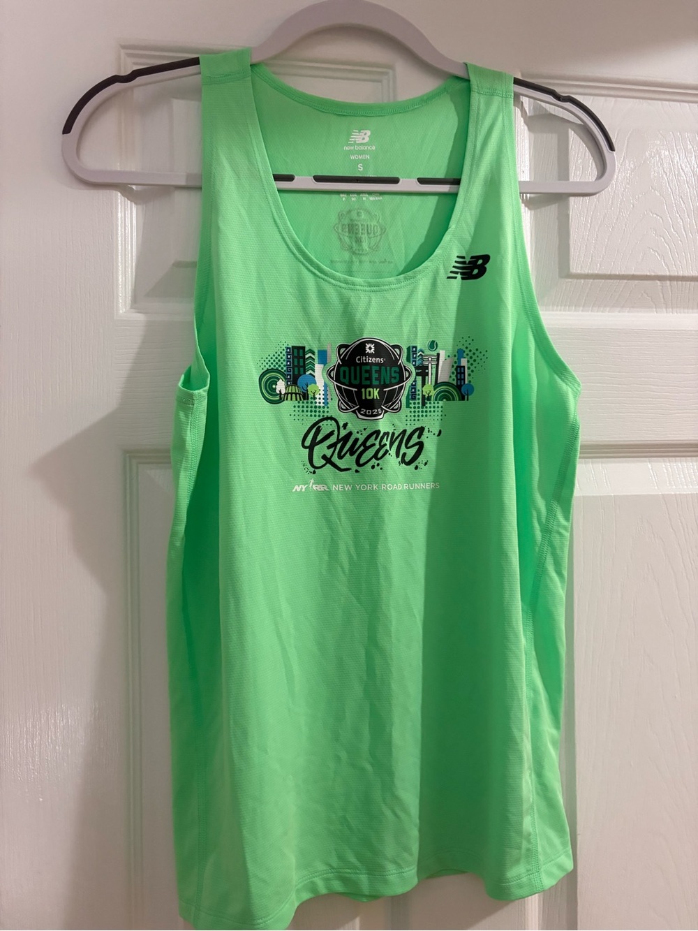 New Balance Sz Sm Women’s Neon Green Queens 10K Running Tank